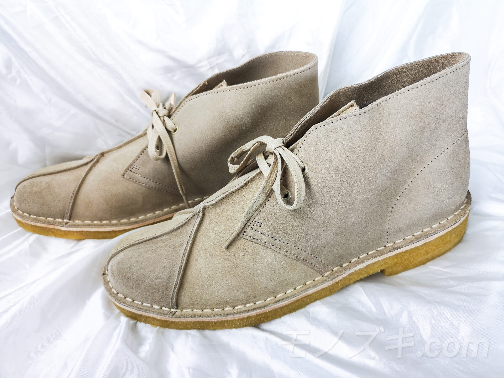 春に履きたいClarks(クラークス)のデザートブーツ。サイズ感や 