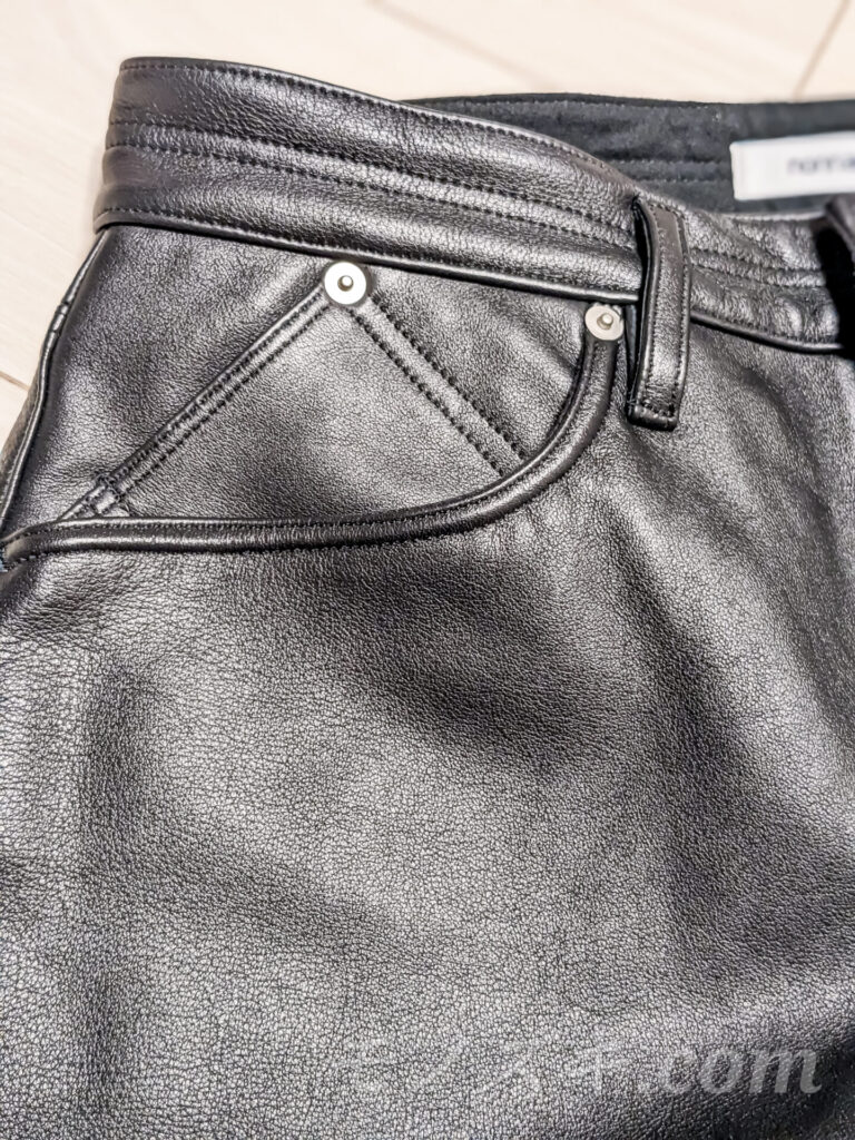 DWELLER 5P JEANS 01シリーズのコインポケット