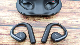 Anker Soundcore AeroFit 本体写真